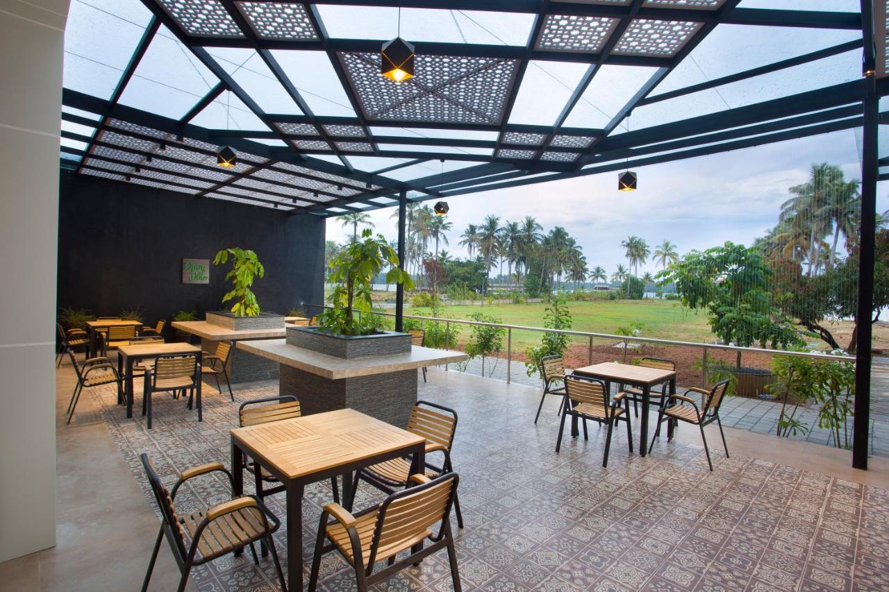 Guruvāyūr Blue Serene Resort מראה חיצוני תמונה