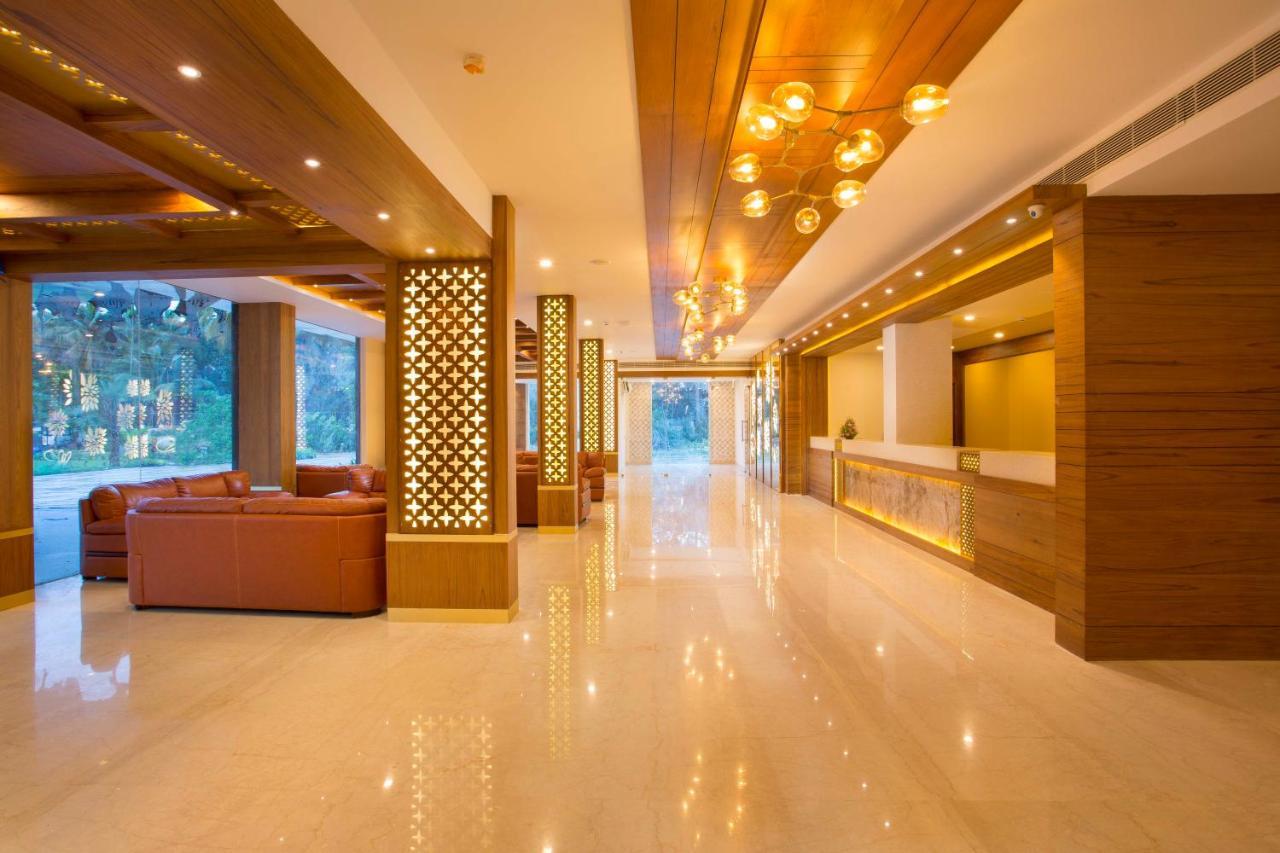 Guruvāyūr Blue Serene Resort מראה חיצוני תמונה