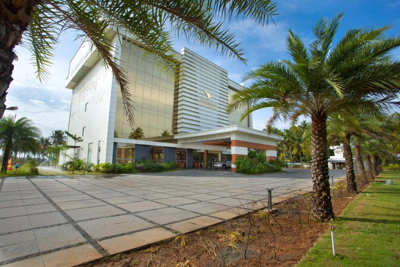 Guruvāyūr Blue Serene Resort מראה חיצוני תמונה